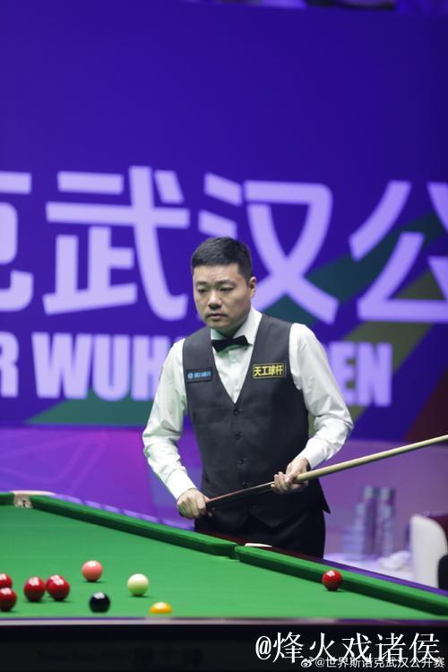 斯诺克武汉公开赛资格赛:丁俊晖5-1轻取张浩晋级 斯诺克武汉公开赛资格赛:丁俊晖5-1轻取张浩晋级